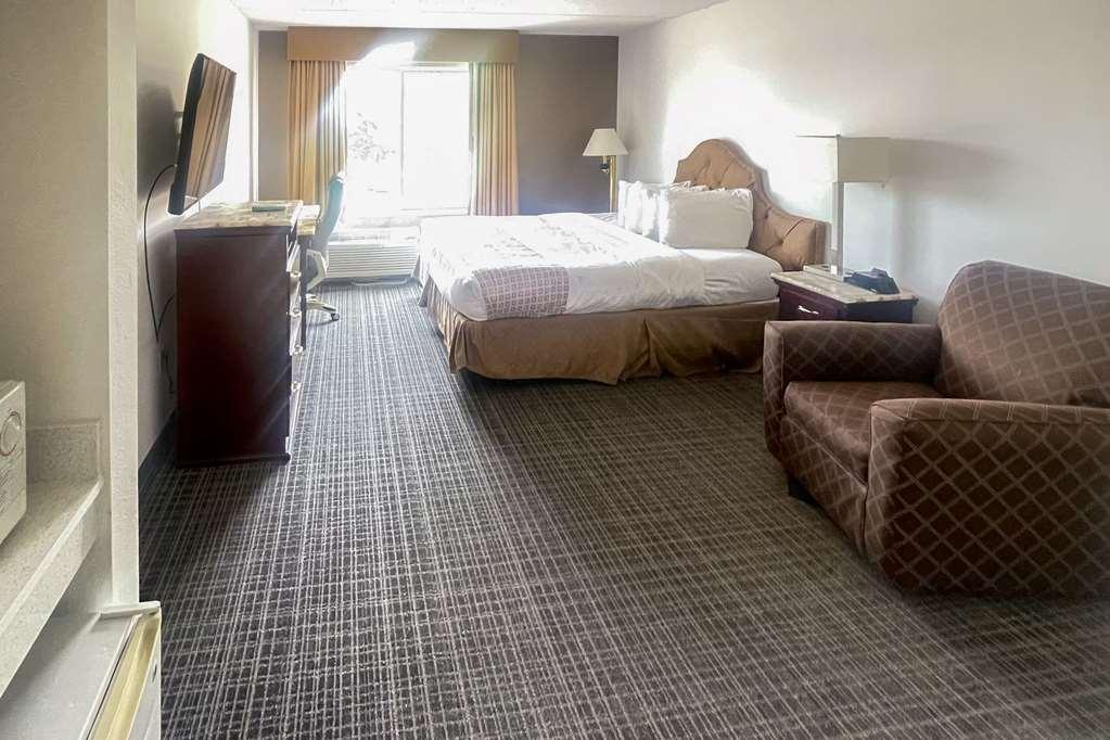 Comfort Inn & Suites Madison East - Monona Rum bild