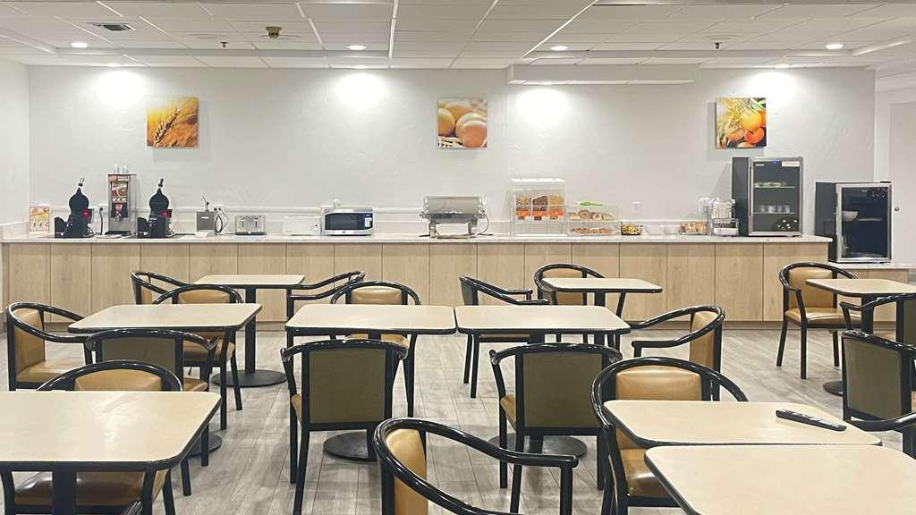 Comfort Inn & Suites Madison East - Monona Restaurang bild