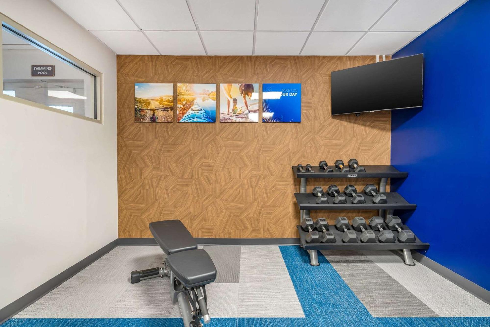 Comfort Inn & Suites Madison East - Monona Exteriör bild